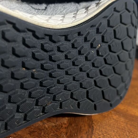 🔥🔥 New Balance Women's Fresh Foam Cruz V1 Sneaker Running Shoes- Sz 8.5 - EUC - Picture 11 of 11